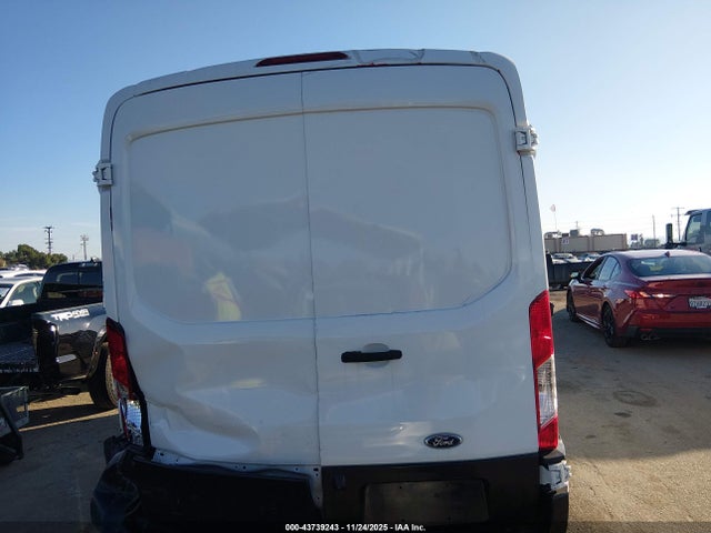 Ford Transit-150 2017 1FTYE1CM3HKA71962 Image 16