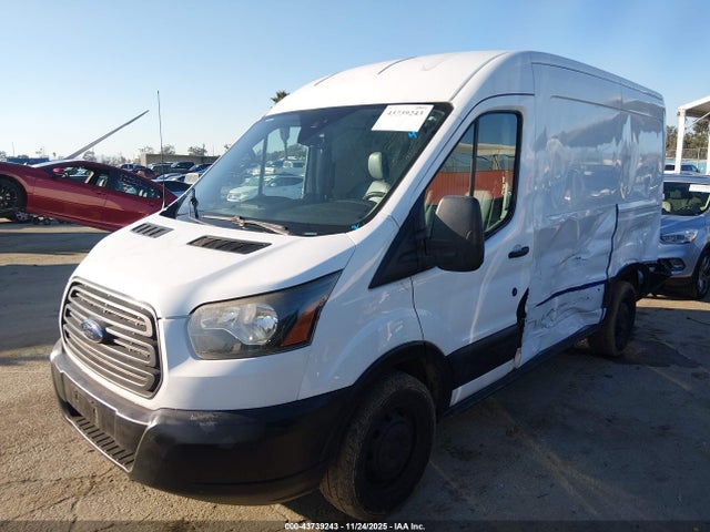 Ford Transit-150 2017 1FTYE1CM3HKA71962 Image 2