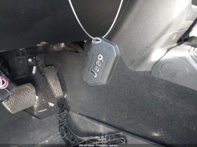 2023 JEEP GLADIATOR 1C6HJTFG8PL549693 Photo 10