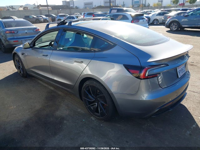 2024 TESLA MODEL 3 5YJ3E1ET1RF892538 Photo 2
