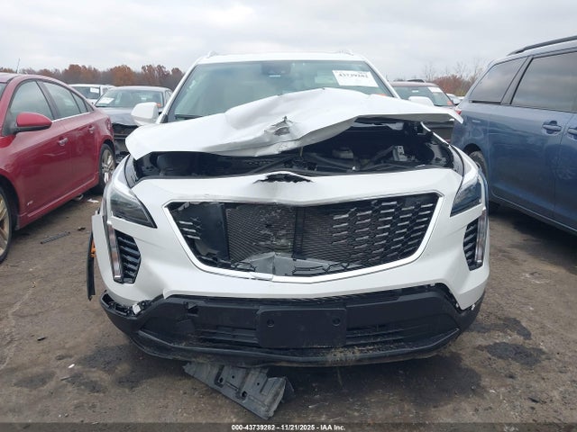 2022 CADILLAC XT4 1GYFZBR43NF124750 Photo 5