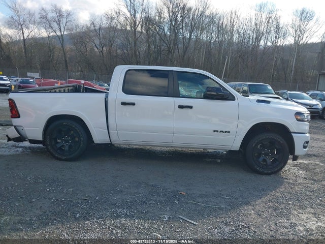 Продажа на аукционе авто 2025 Ram 1500 Big Horn  4x4 5'7 Box, vin: 1C6RRFFG4SN171299, номер лота: 43739313