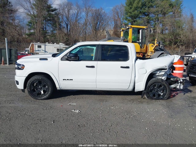 Продажа на аукционе авто 2025 Ram 1500 Big Horn  4x4 5'7 Box, vin: 1C6RRFFG4SN171299, номер лота: 43739313