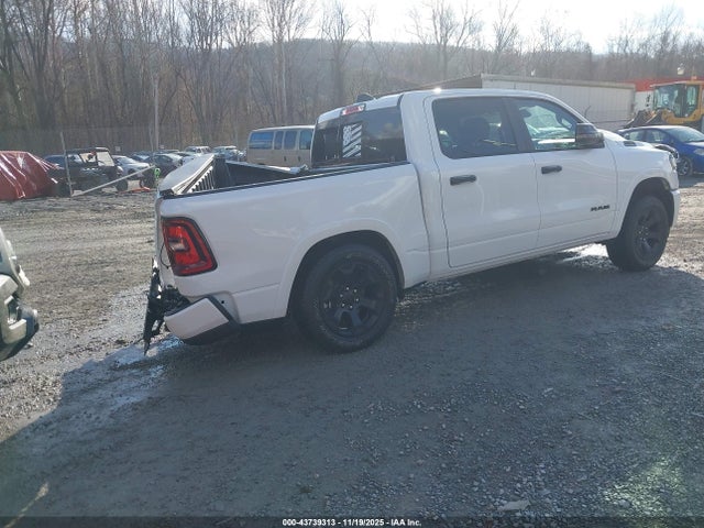 Продажа на аукционе авто 2025 Ram 1500 Big Horn  4x4 5'7 Box, vin: 1C6RRFFG4SN171299, номер лота: 43739313