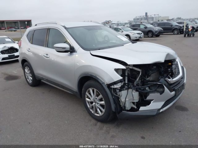 2018 NISSAN ROGUE KNMAT2MT6JP572601
