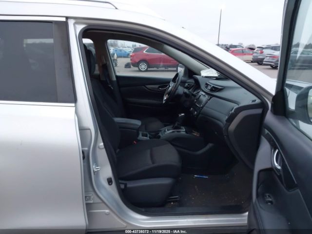2018 NISSAN ROGUE KNMAT2MT6JP572601 Photo 4