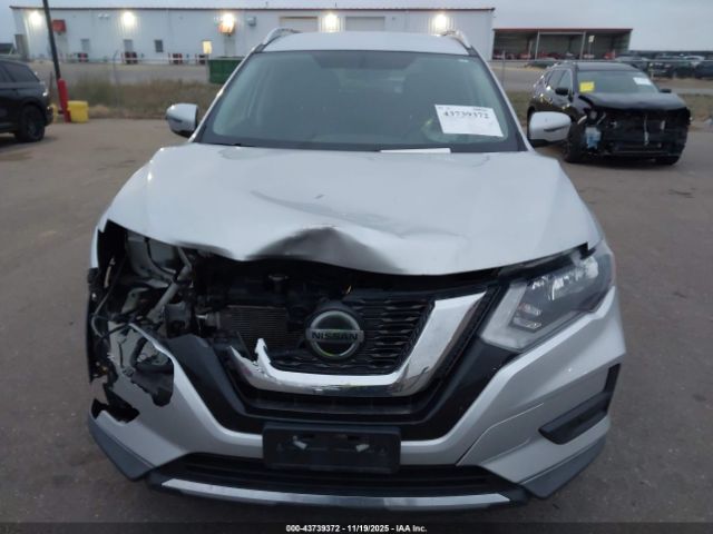 2018 NISSAN ROGUE KNMAT2MT6JP572601 Photo 5