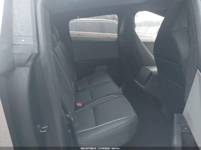 2024 TESLA CYBERTRUCK 7G2CEHEEXRA029290 Photo 7