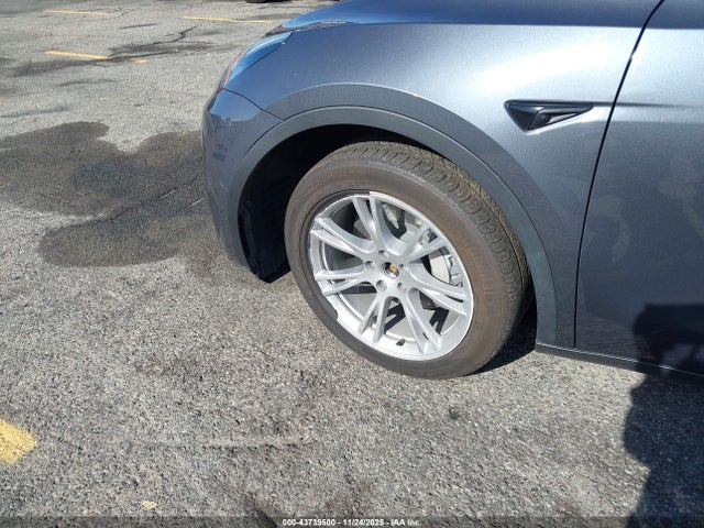 2023 TESLA MODEL Y 7SAYGDEE8PA118447 Photo 5