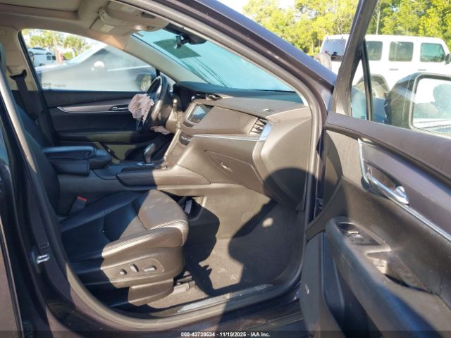 2017 CADILLAC XT5 1GYKNBRS9HZ168571 Photo 4
