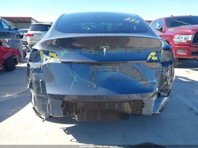 2023 TESLA MODEL Y 7SAYGDEE5PA153320 Photo 5
