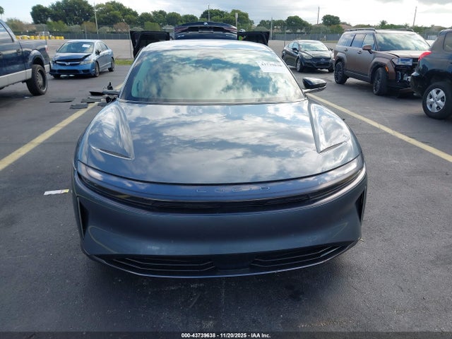 Lucid Air Pure 2025 50EA1PGA4SA007714 Image 13