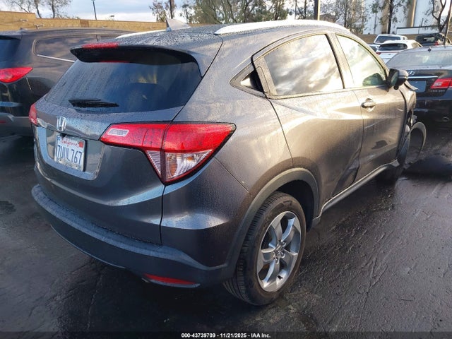 2016 HONDA HR-V 3CZRU5H71GM750843 Photo 3