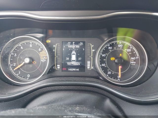 2020 JEEP CHEROKEE 1C4PJLLB4LD649212 Photo 6