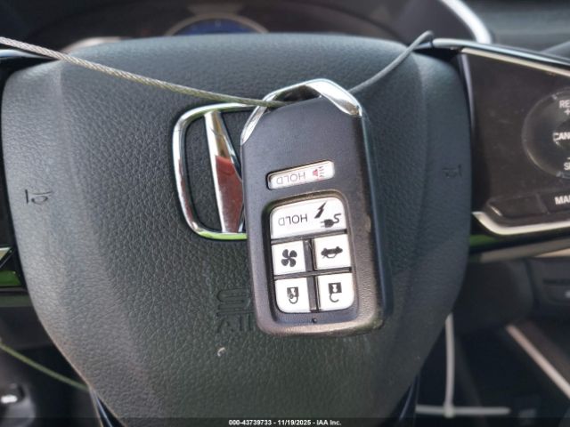 2018 HONDA CLARITY PLUG-IN HYBRID JHMZC5F31JC005140 Photo 10