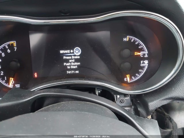 2019 JEEP GRAND CHEROKEE 1C4RJFBG2KC712884 Photo 6