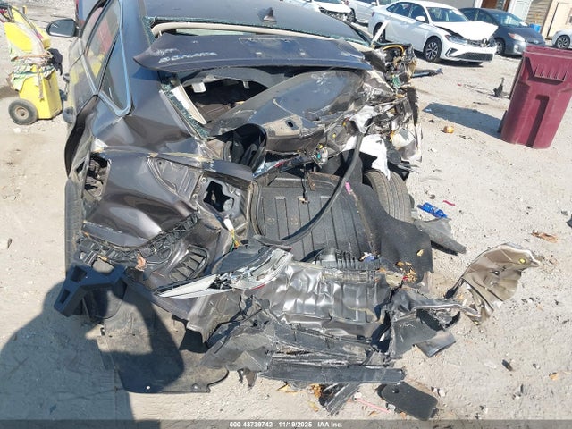 2017 HYUNDAI SONATA 5NPE24AF6HH452639 Photo 5