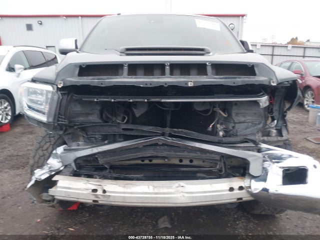 5TFAY5F14JX751704 Toyota Tundra 1794 5.7l V8