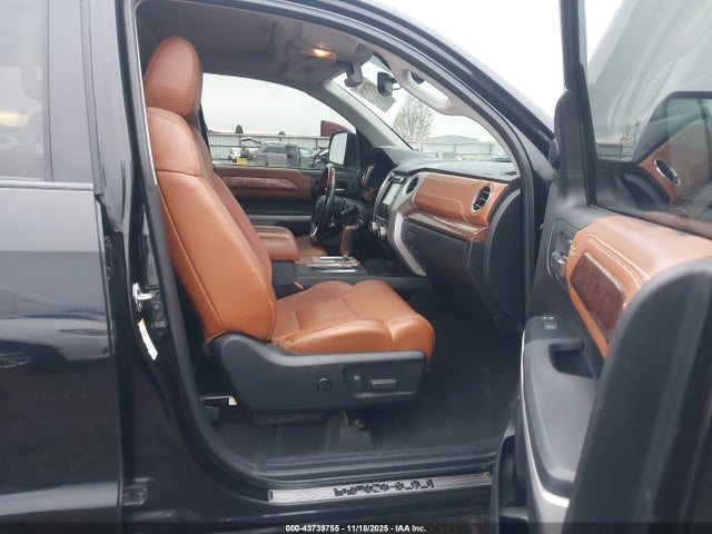 5TFAY5F14JX751704 Toyota Tundra 1794 5.7l V8
