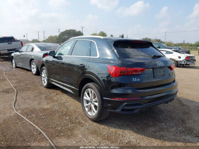 2023 AUDI Q3 WA1DECF38P1041898 Photo 2