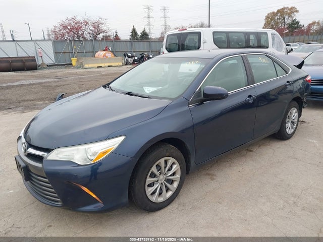 4T1BF1FK2HU630589 Toyota CAMRY LE