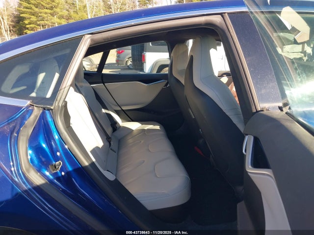 2016 TESLA MODEL S 5YJSA1E27GF123893 Photo 7