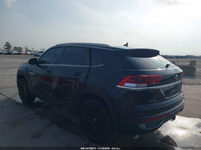 2023 VOLKSWAGEN ATLAS CROSS SPORT 1V2JE2CA7PC201780 Photo 2
