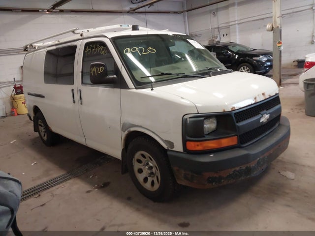 2010 CHEVROLET EXPRESS 1500 1GCUHAD42A1133996