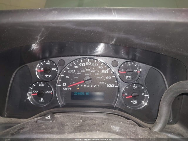 2010 CHEVROLET EXPRESS 1500 1GCUHAD42A1133996 Photo 6