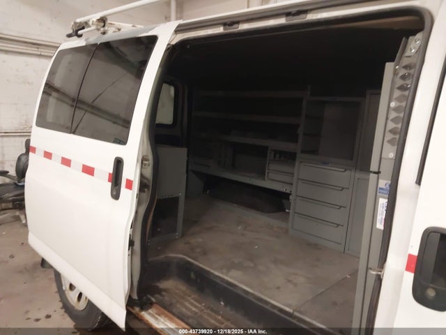 2010 CHEVROLET EXPRESS 1500 1GCUHAD42A1133996 Photo 7