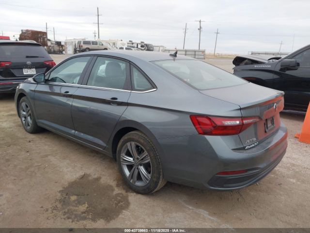 2022 VOLKSWAGEN JETTA 3VWEM7BU1NM008760 Photo 2