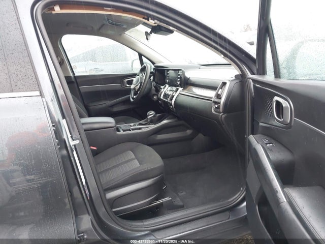 KIA SORENTO LX 2023 5XYRG4LC7PG202273 Image 5