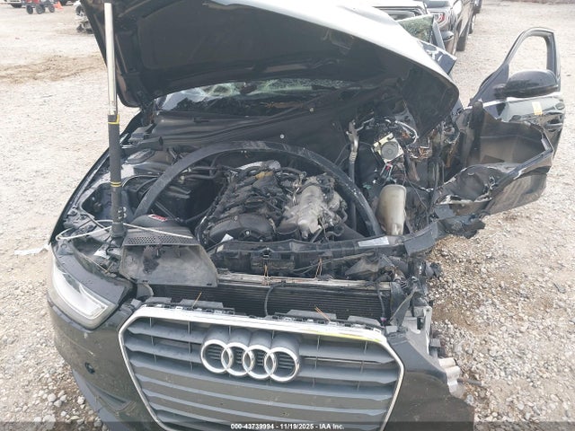 Продажа на аукционе авто 2013 Audi A4 2.0t Premium, vin: WAUBFAFL6DN005627, номер лота: 43739994