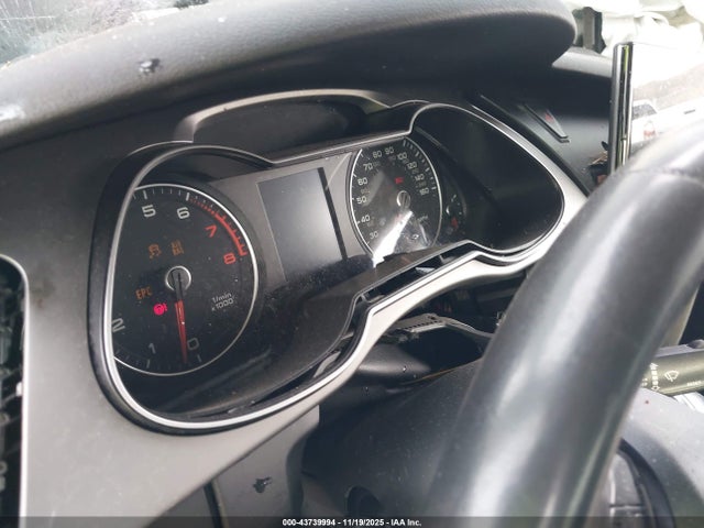 Продажа на аукционе авто 2013 Audi A4 2.0t Premium, vin: WAUBFAFL6DN005627, номер лота: 43739994