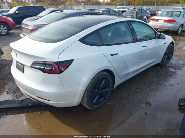 2021 TESLA MODEL 3 5YJ3E1EA6MF063651 Photo 3