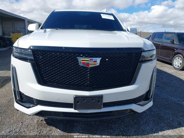 2024 Cadillac Escalade 4wd Sport Platinum მანქანა იყიდება აუქციონზე, vin: 1GYS4GKL8RR186175, აუქციონის ნომერი: 43740019