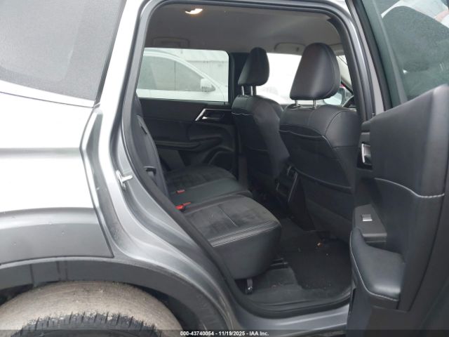 2022 MITSUBISHI OUTLANDER JA4J4UA81NZ050830 Photo 7