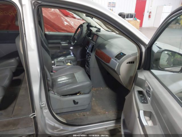 2008 CHRYSLER TOWN & COUNTRY 2A8HR54P78R771255 Photo 4
