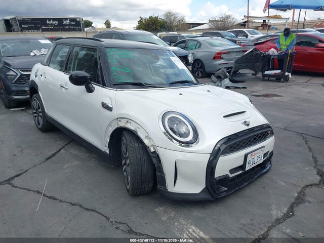 2024 MINI HARDTOP WMW53DK0XR2V47048 Photo 0