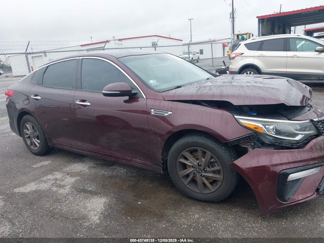 Продажа на аукционе авто 2020 Kia Optima Lx, vin: 5XXGT4L35LG402828, номер лота: 43740135