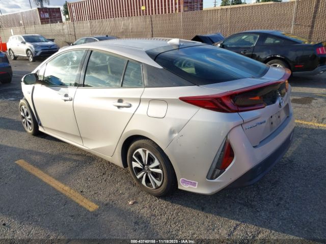 2019 TOYOTA PRIUS PRIME JTDKARFP1K3111043 Photo 2