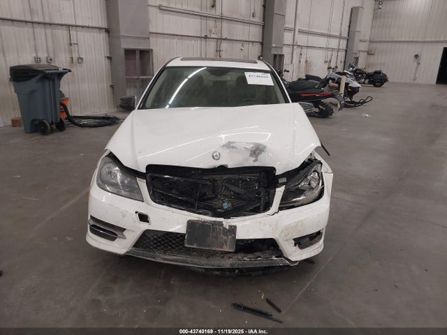 Aukcja sprzedaży 2013 Mercedes-benz C 300 Sport 4matic, vin: WDDGF8AB9DR279354, numer aukcji: 43740169