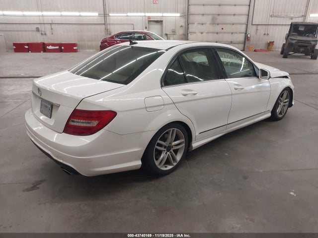 Aukcja sprzedaży 2013 Mercedes-benz C 300 Sport 4matic, vin: WDDGF8AB9DR279354, numer aukcji: 43740169