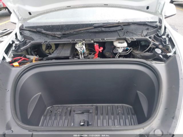 2023 TESLA MODEL Y 7SAYGDEE0PA129801 Photo 9