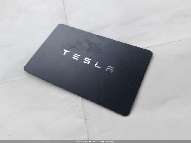 2023 TESLA MODEL Y 7SAYGDEE0PA129801 Photo 10