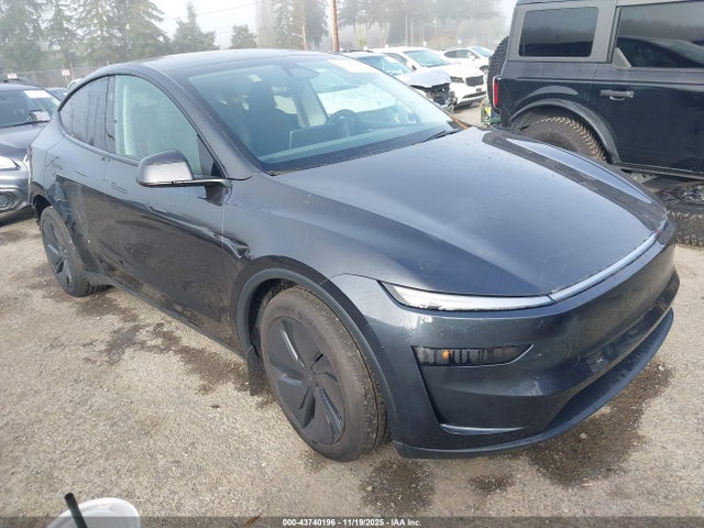 2026 TESLA MODEL Y 7SAYGDEE2TF444077 Photo 0
