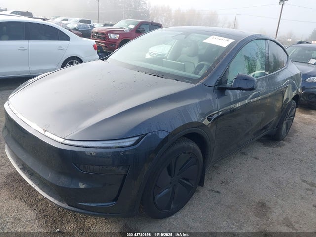 2026 TESLA MODEL Y 7SAYGDEE2TF444077 Photo 1