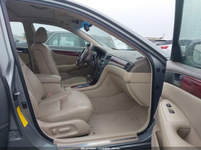 2002 LEXUS ES 300 JTHBF30G620075373 Photo 4