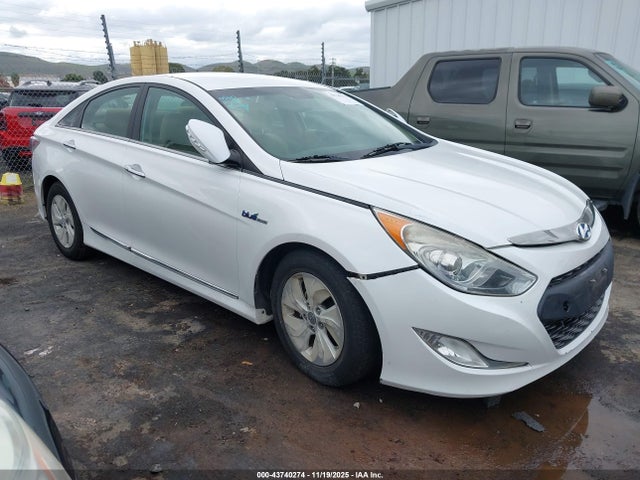 2015 KMHEC4A44FA135177 main image