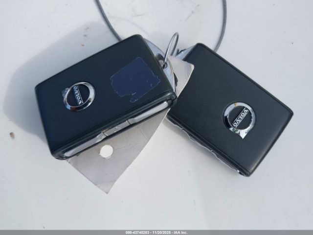 2020 VOLVO XC60 YV4102RK7L1421763 Photo 10